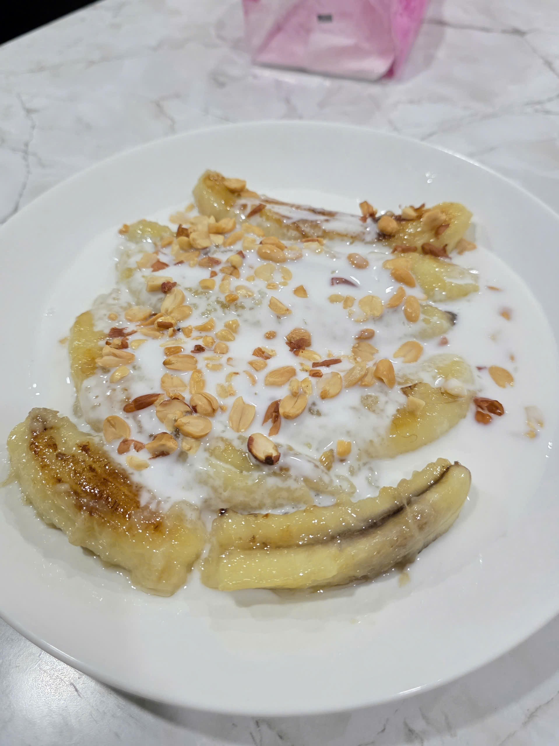 Chuối nướng nước cốt dừa, ăn kèm sản phẩm bên dưới mới đúng bài! 🍌